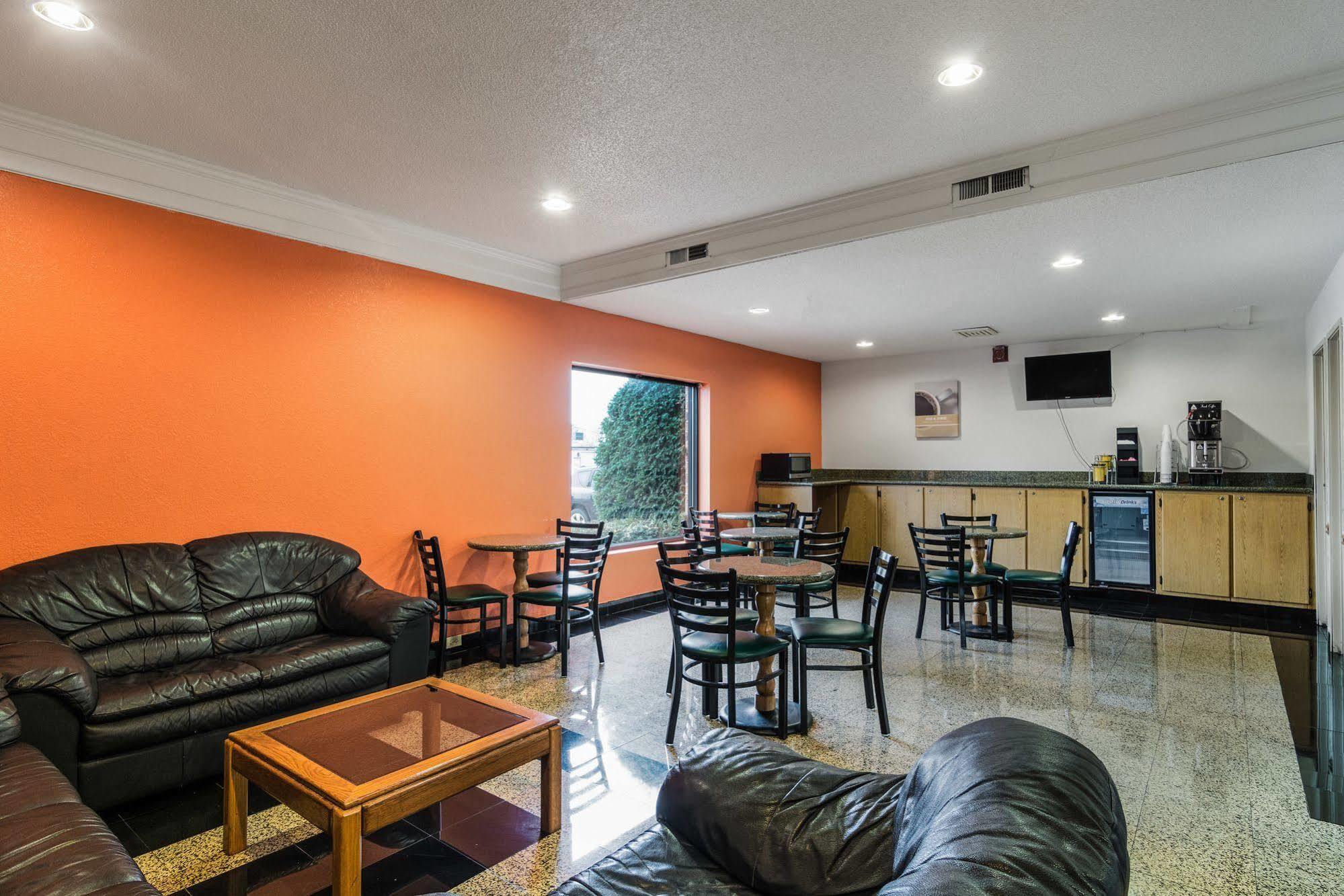 Motel 6-Libertyville, Il Εξωτερικό φωτογραφία