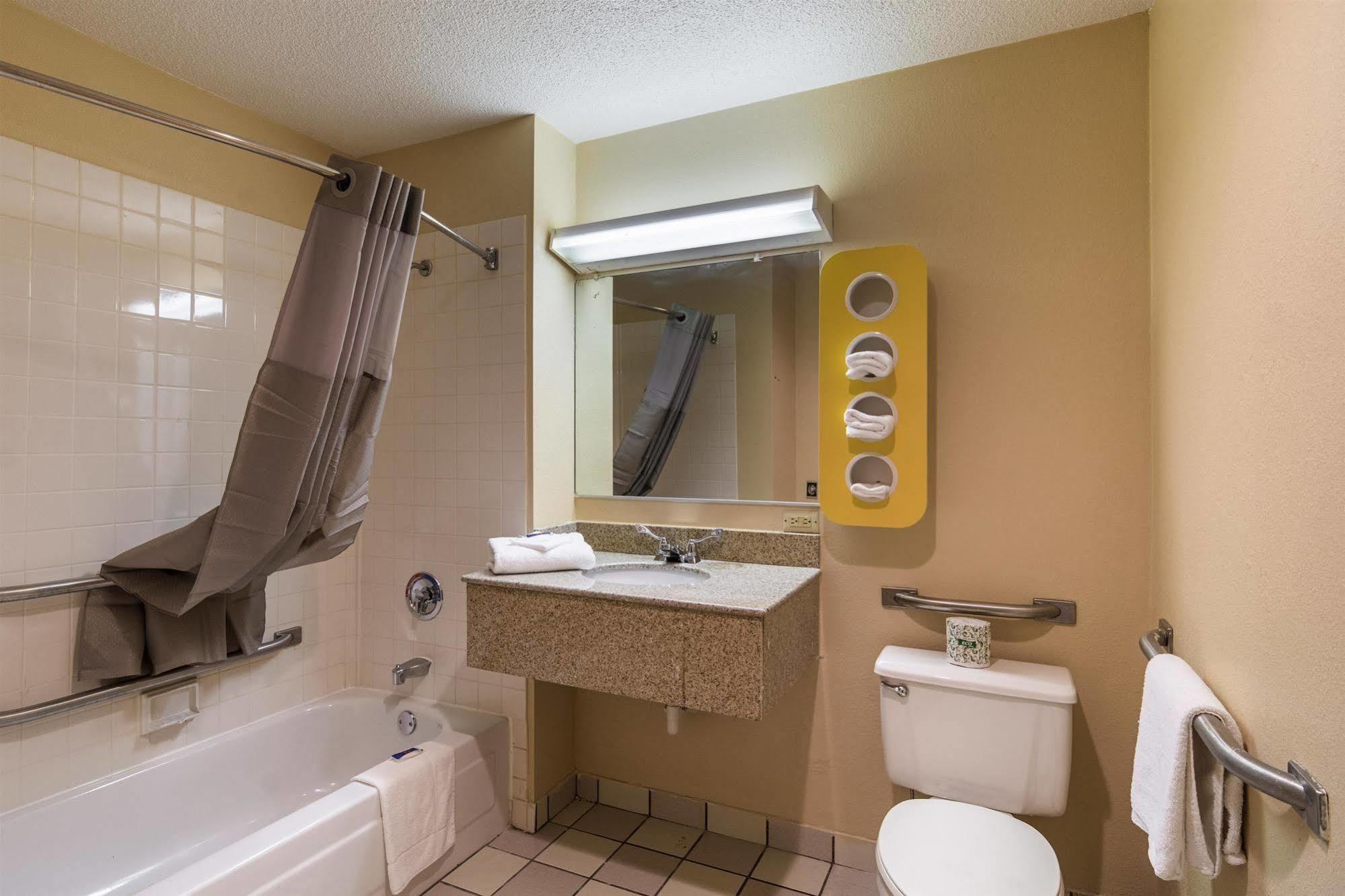 Motel 6-Libertyville, Il Εξωτερικό φωτογραφία