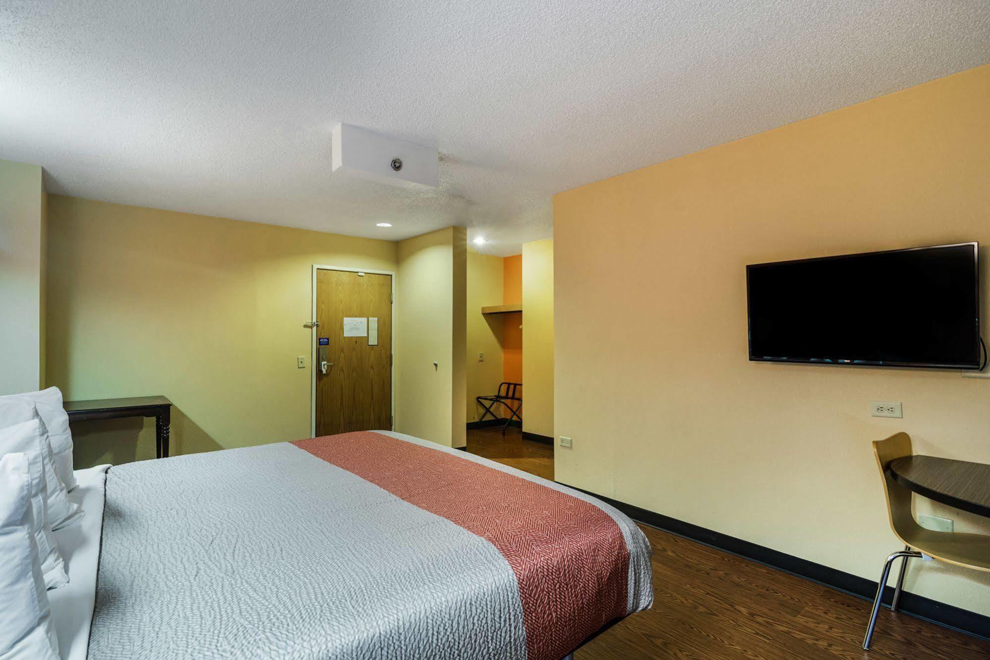 Motel 6-Libertyville, Il Εξωτερικό φωτογραφία