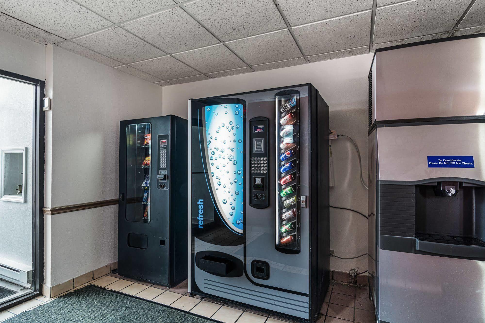Motel 6-Libertyville, Il Εξωτερικό φωτογραφία